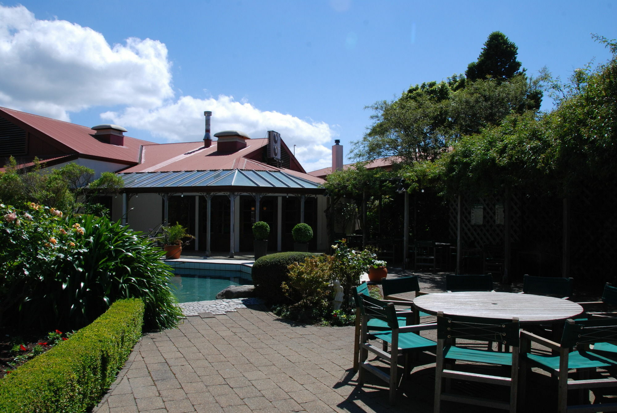 The Angus Hotel Lower Hutt Exterior foto